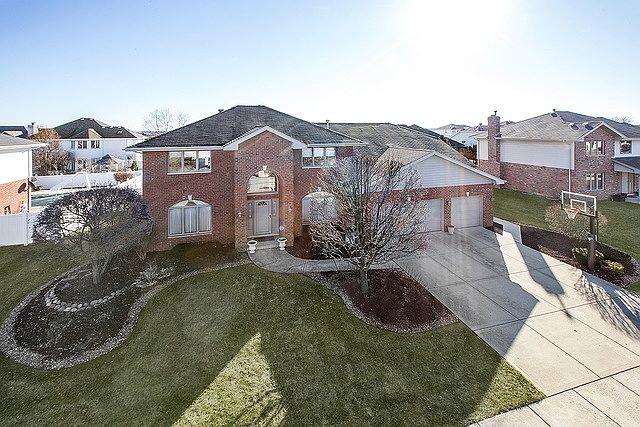1st image of 9101 Timberwood Ln