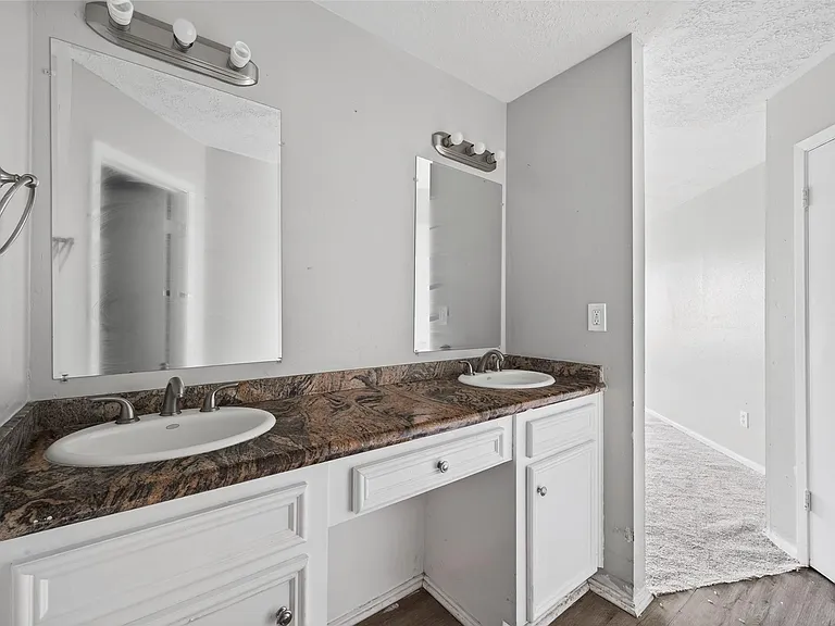 8203 Lone Quail Dr — Photo 27