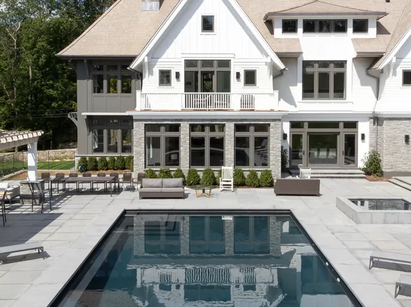 107 Old Road, Westport, CT 06880