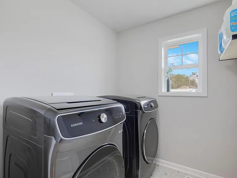 1947 Mulberry Ln — Photo 26