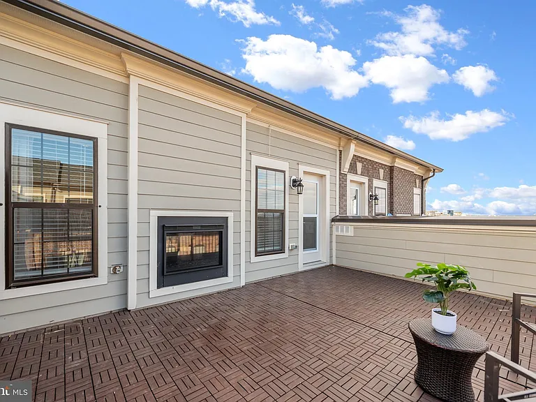 502 Windboard Way — Photo 40