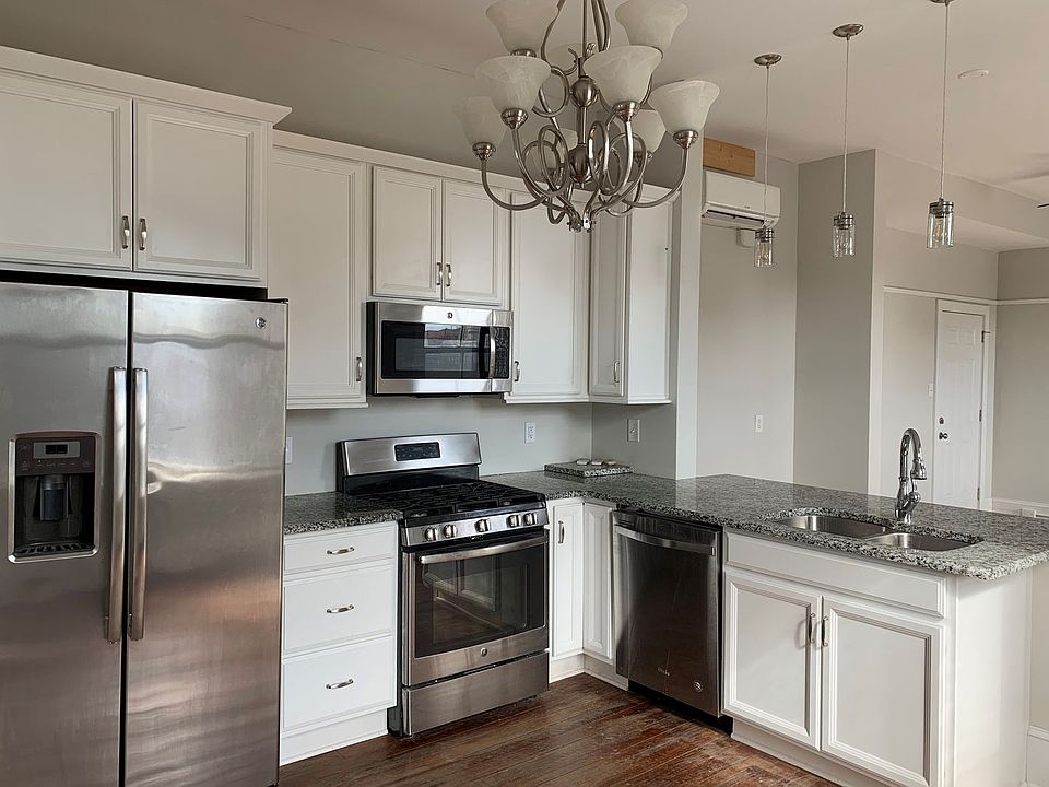 1st image of 820 Church St #B