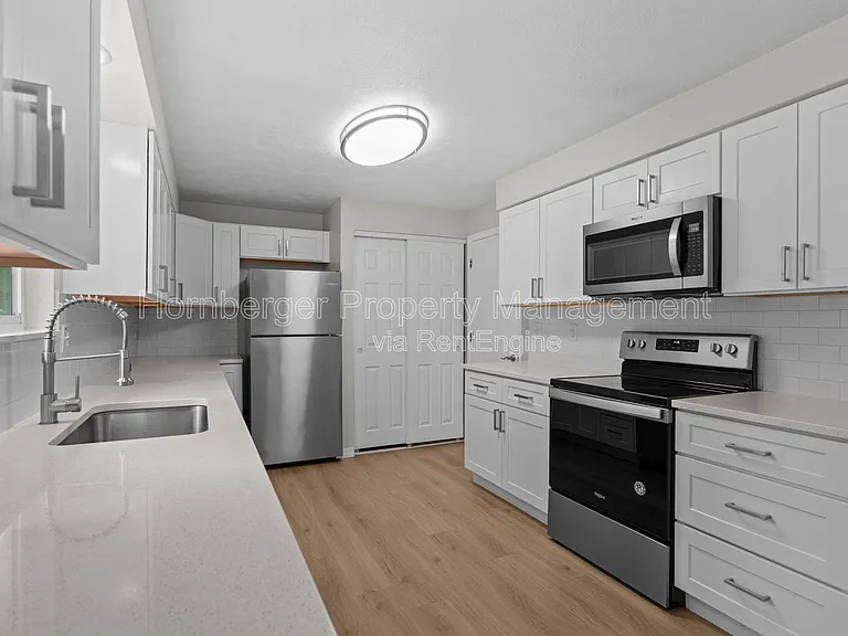 3816 S Bowdish Rd — Photo 13
