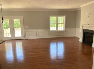 19 Abbey Rd #19, Boylston, MA 01505