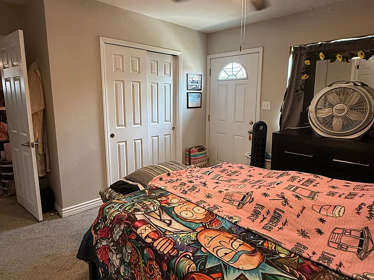 531 E Blacklidge Dr — Photo 9