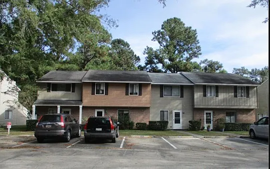 Front of building. Unit #38 is on the right end.