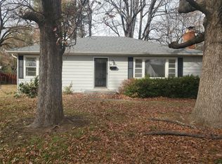 813 Preston Ln, Cahokia, IL