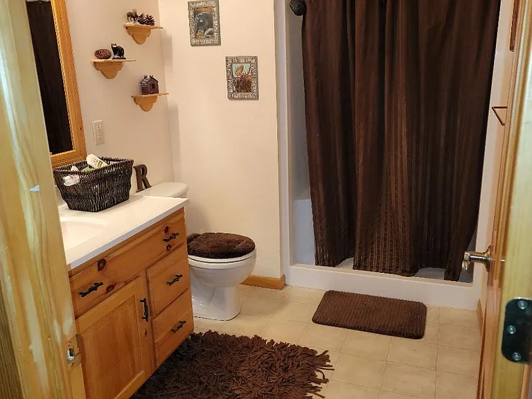 14 Columbia Ct — Photo 15