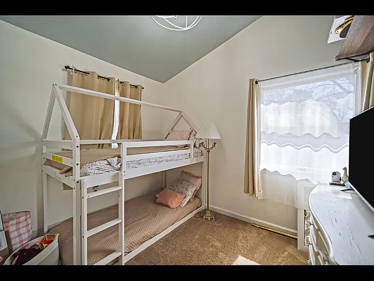 3 Heather Ct #1 — Photo 7