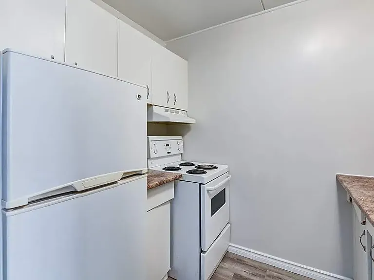 360 Cumberland Ave #2004 — Photo 20
