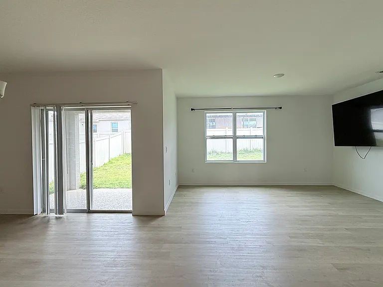 272 Willow Bend Dr — Photo 10