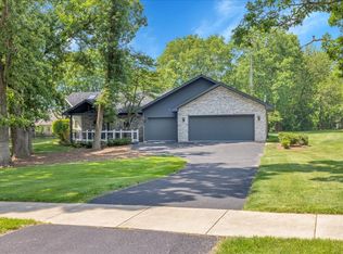 664 White Oak Way, Yorkville, IL 60560