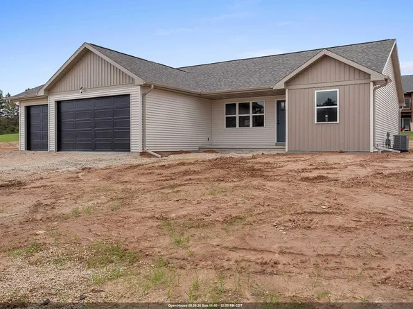 1900 Southland Ln, New London, WI 54961