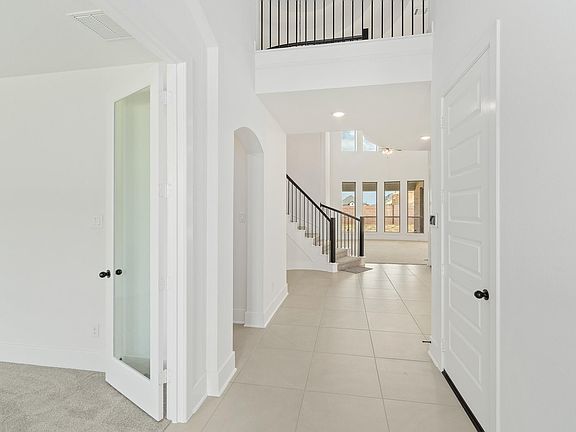 4th image of 21127 Coral View Dr