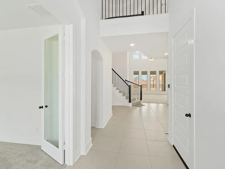 21127 Coral View Dr — Photo 4