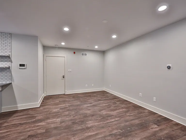 1322 N Franklin St #1 — Photo 22