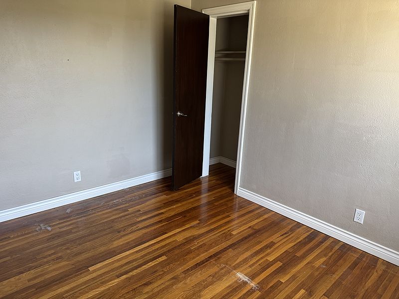 Edmonton Apartment for rent - 2 Bedrooms — photo 13