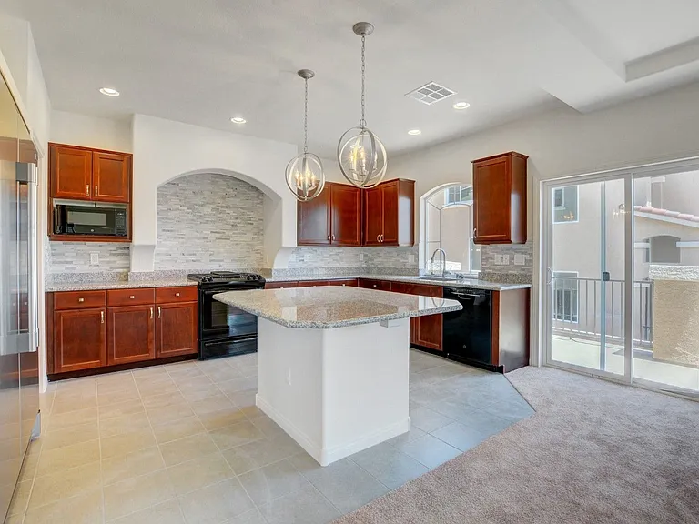 9824 Grey Sands St — Photo 13