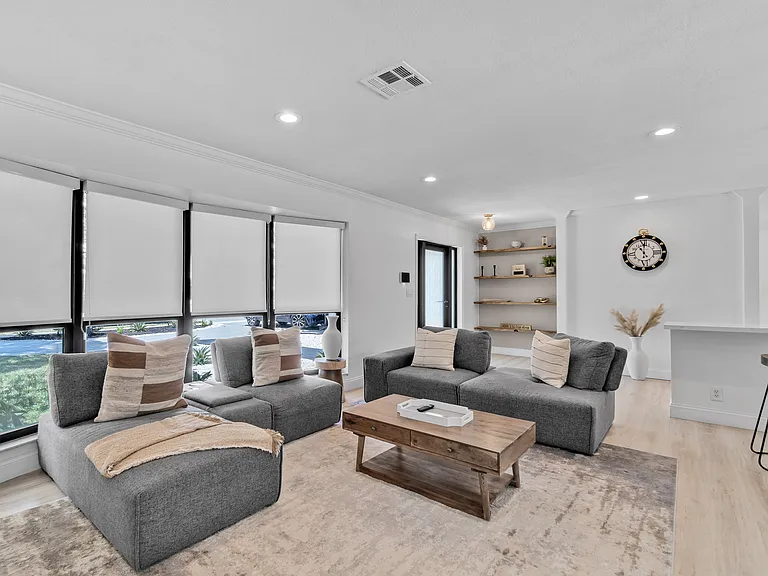 5012 Hayes St — Photo 17