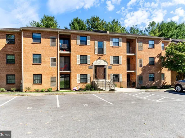 3313 Valley Dr, West Chester, PA 19382