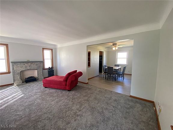 3rd image of 21031 Westport Ave
