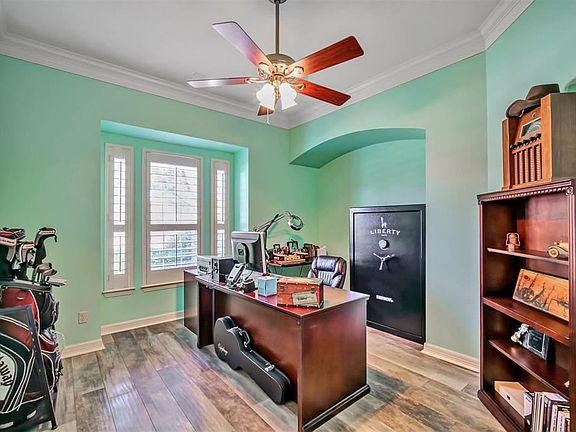 5th image of 17814 Haven Forest Ct