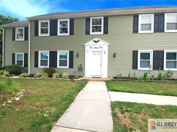 264 N Middlebury Ln #A, Monroe Township, NJ 08831