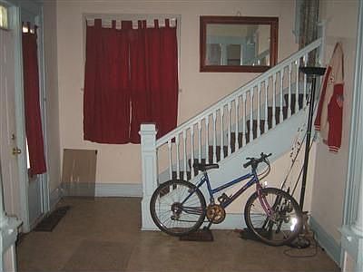 5th image of 1020 W Riverview Ave