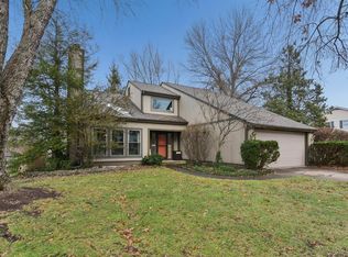 9537 Millbrook Dr, Cincinnati, OH 45231