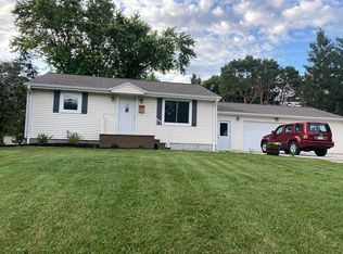 1314 Riverdale Dr, Hobart, WI 54155