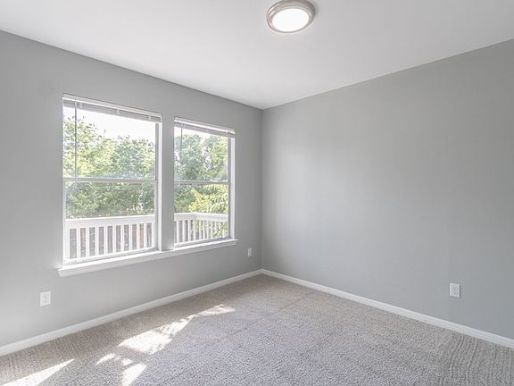 3rd image of 518 Gregory Ct