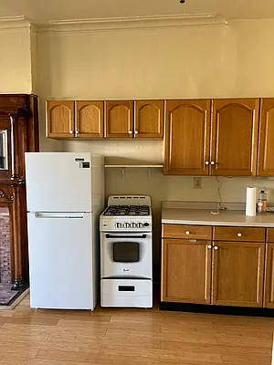 Rented by Farran & Associates | media 11