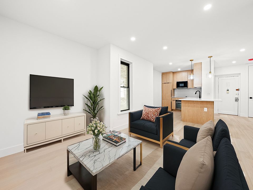 1st image of 704 8th Ave APT 3C