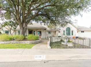 2106 Vista Ridge Dr, Kerrville, TX 78028