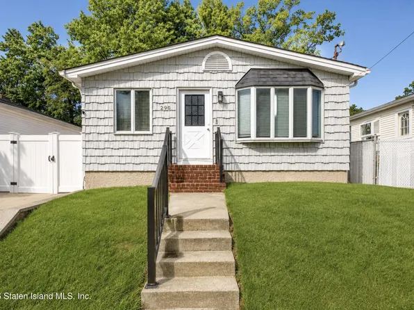 290 Beach Rd, Staten Island, NY 10312