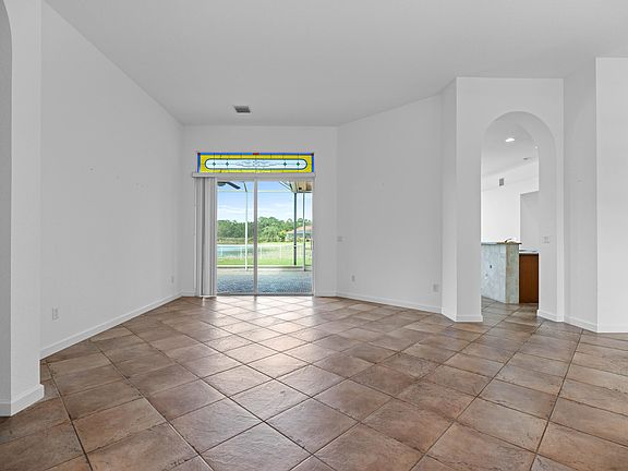 5th image of 6981 SE Bay Hill Drive
