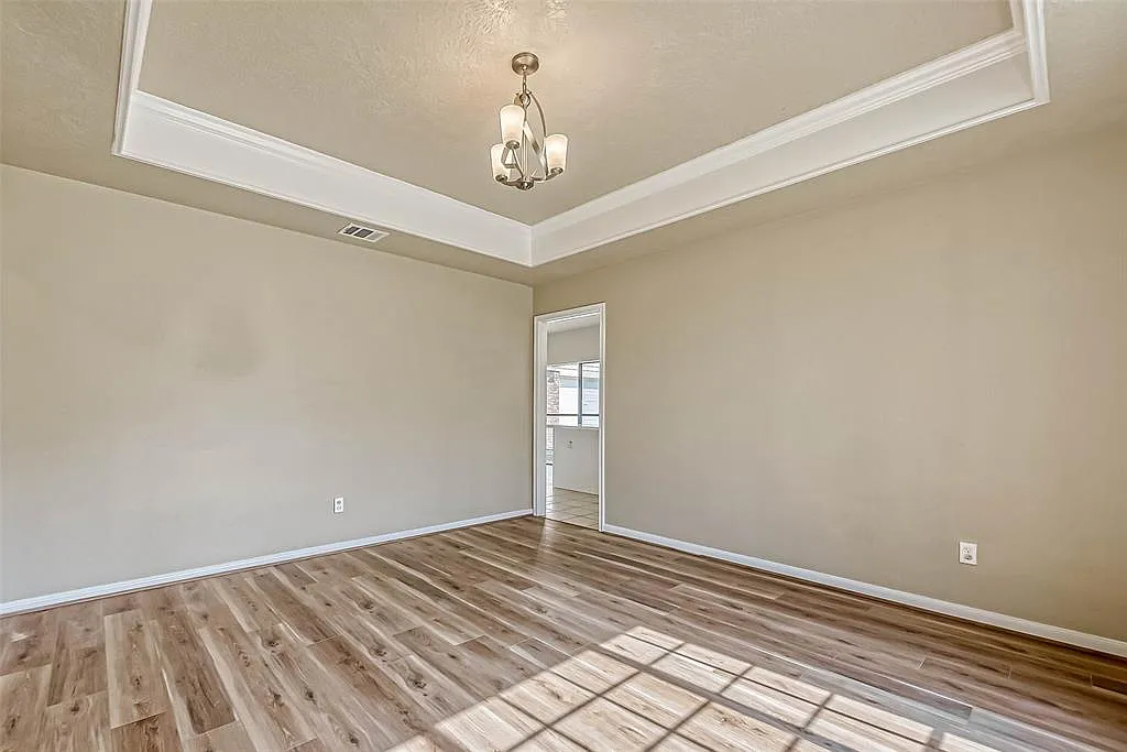 4 bed, 2.5 bath, 2838 sqft, $3,300 — Photo 1
