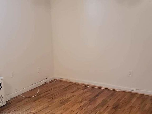 3rd image of 1596 Bedford Ave APT 1A