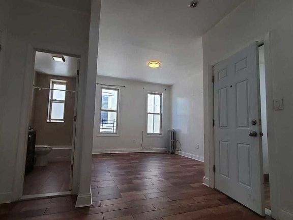 3rd image of 1267 Bronx River Ave #2D