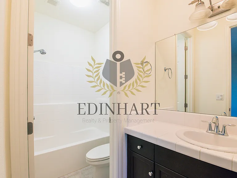 3952 Serena Ave — Photo 20