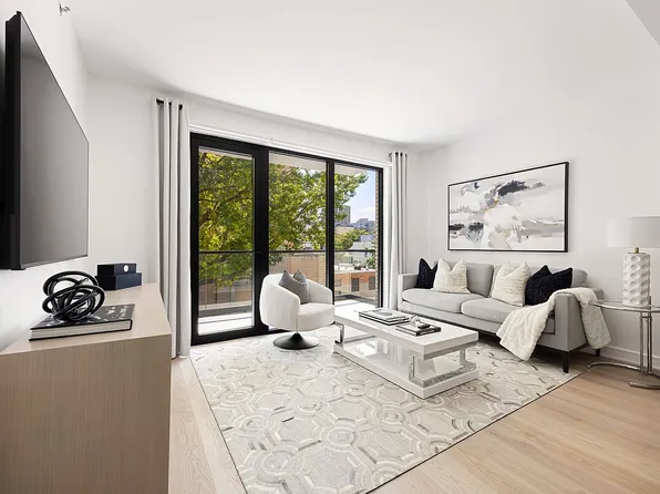 27-09 40th Ave #3G, Long Island City, NY 11101