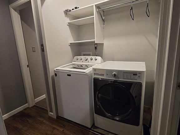 3rd image of 9 Pineridge Ct