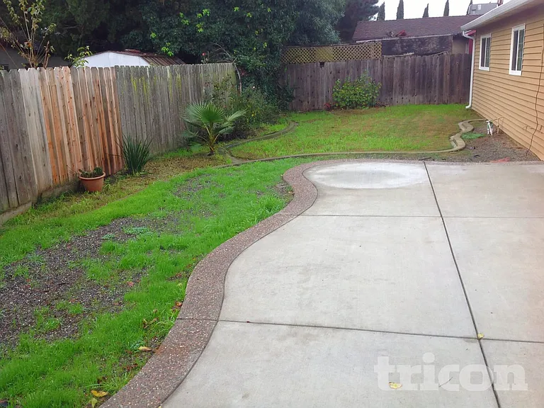 205 Elwood St — Photo 13
