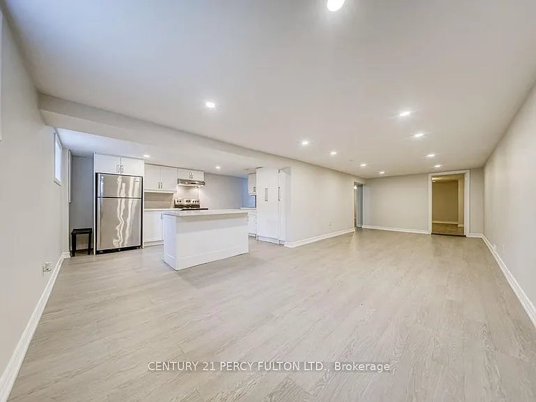 871 Liverpool Rd #LOWER — Photo 8