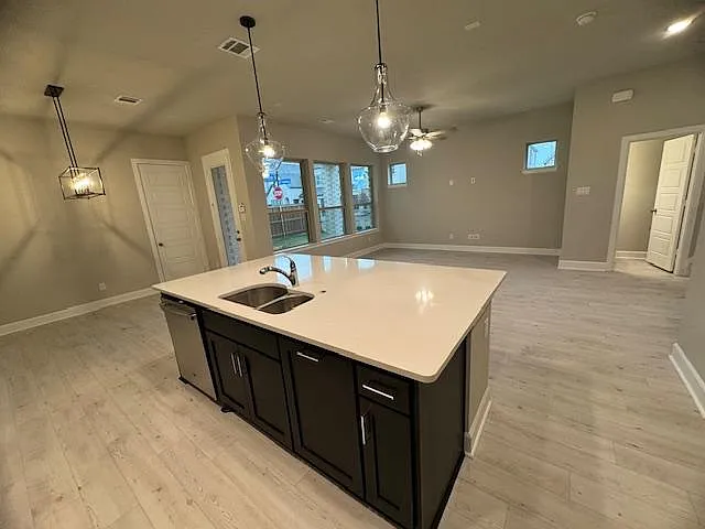 700 Prairie Falcon Dr — Photo 50