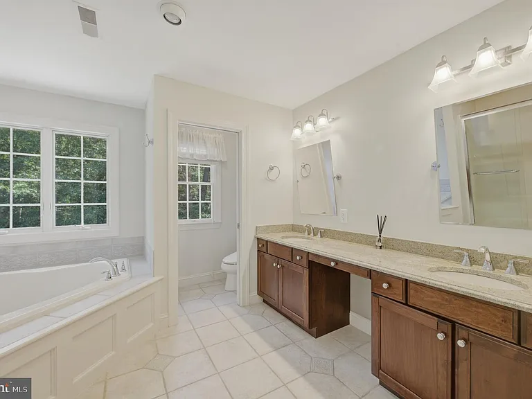 9 Timber Green Ct — Photo 20