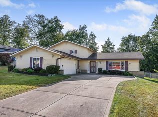 7234 Raynham Dr, Bedford, OH
