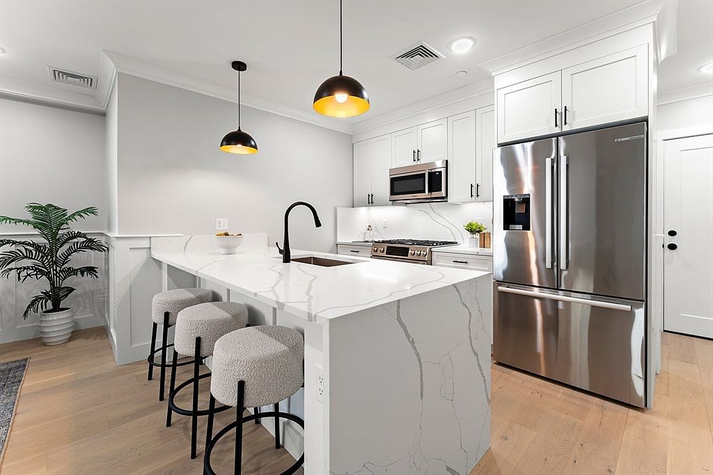 1111C Aldersey St C, Somerville, MA 02143 MLS 73298929 Zillow