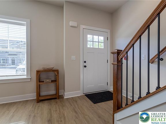 3rd image of 1411 Greenview Dr #24