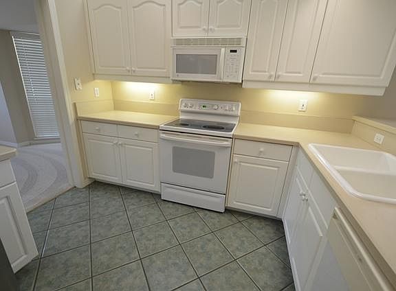 3rd image of 414 Laurel Lake Dr Unit 101